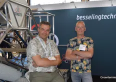 Gerrit Peet and Hans Stedehouder with the Roofmaster (Besseling Techniek)